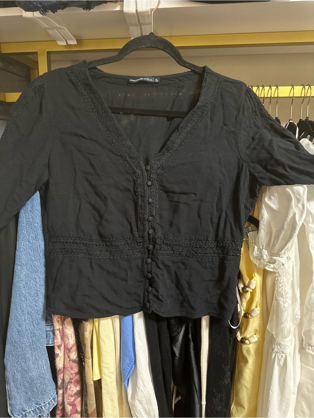 Abercrombie Black Blouse with bubble sleeves🖤